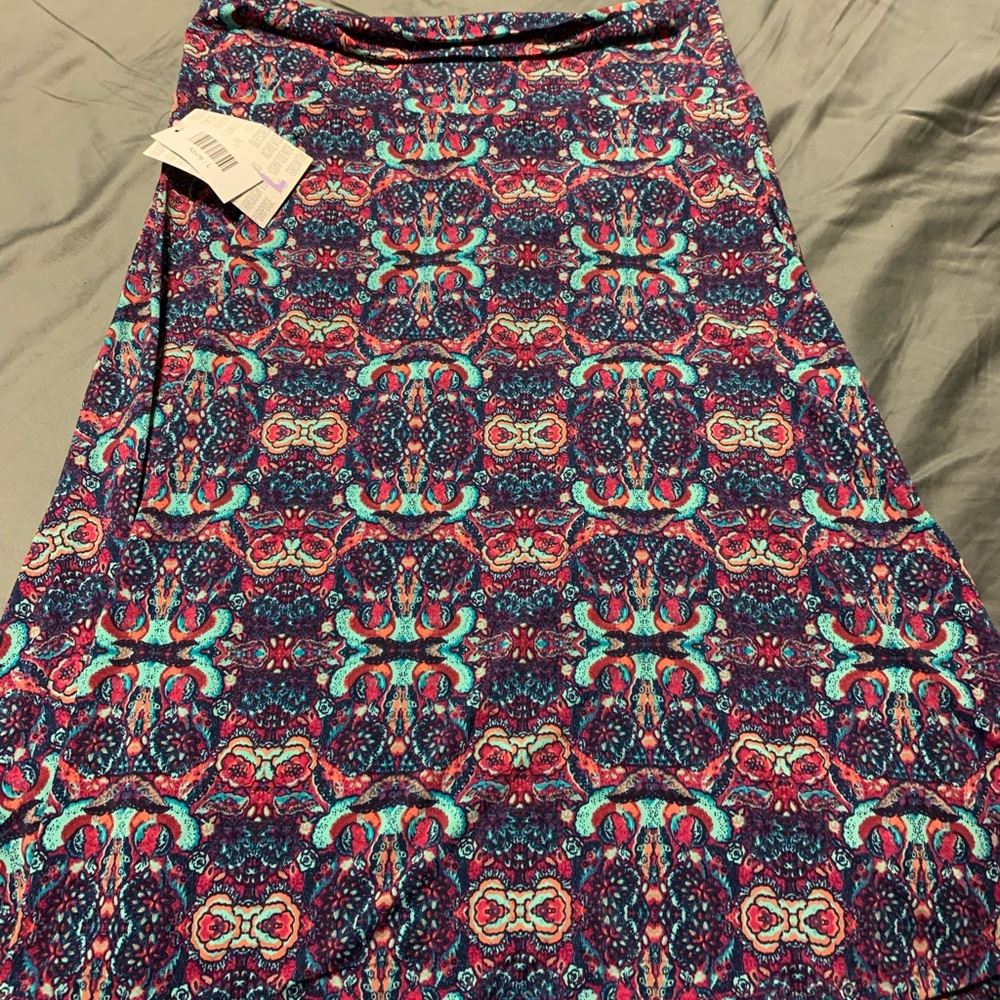 Lularoe Azure skirt!